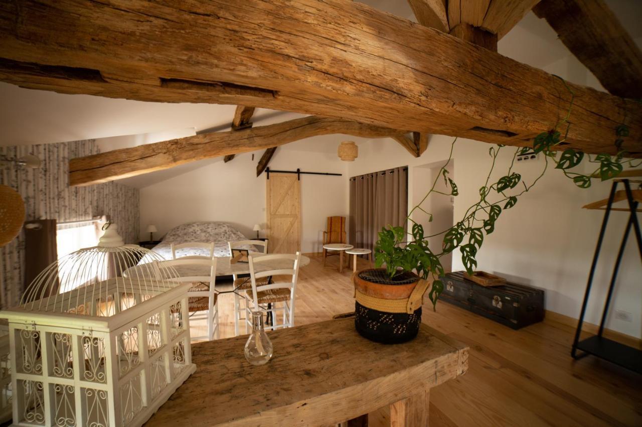 Le Clos Saint-Jean - Chambre D'Hote Lucky ภายนอก รูปภาพ
